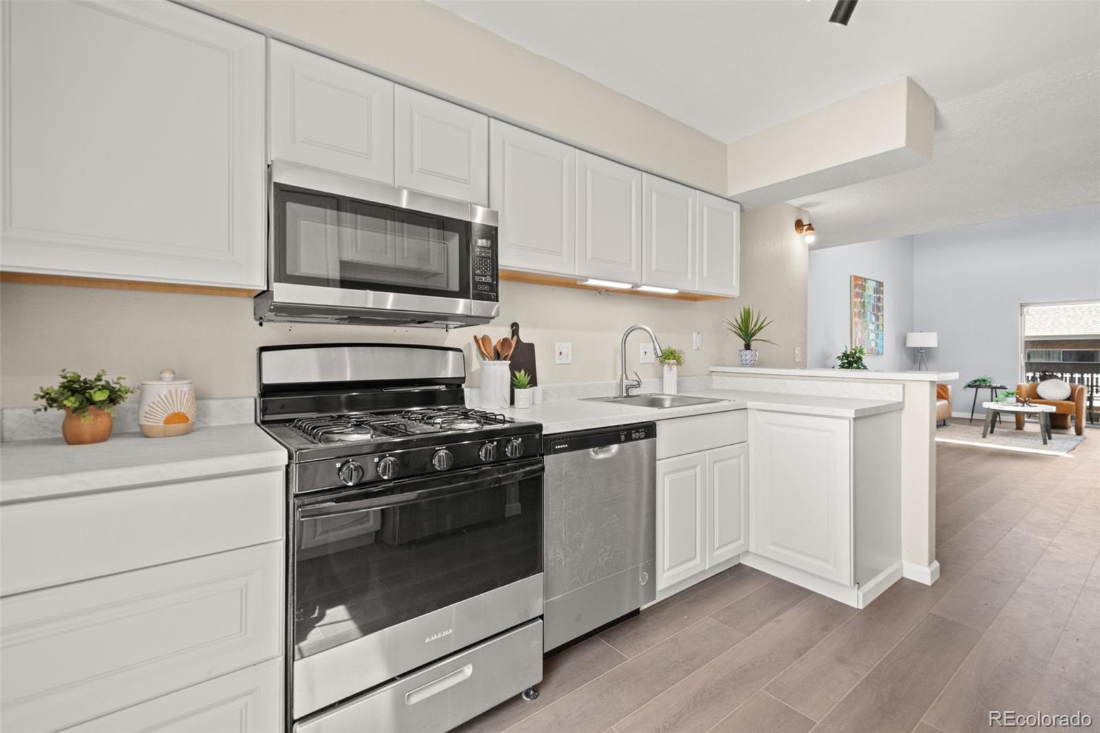 MLS Image #11 for 3230  van teylingen drive c,colorado springs, Colorado