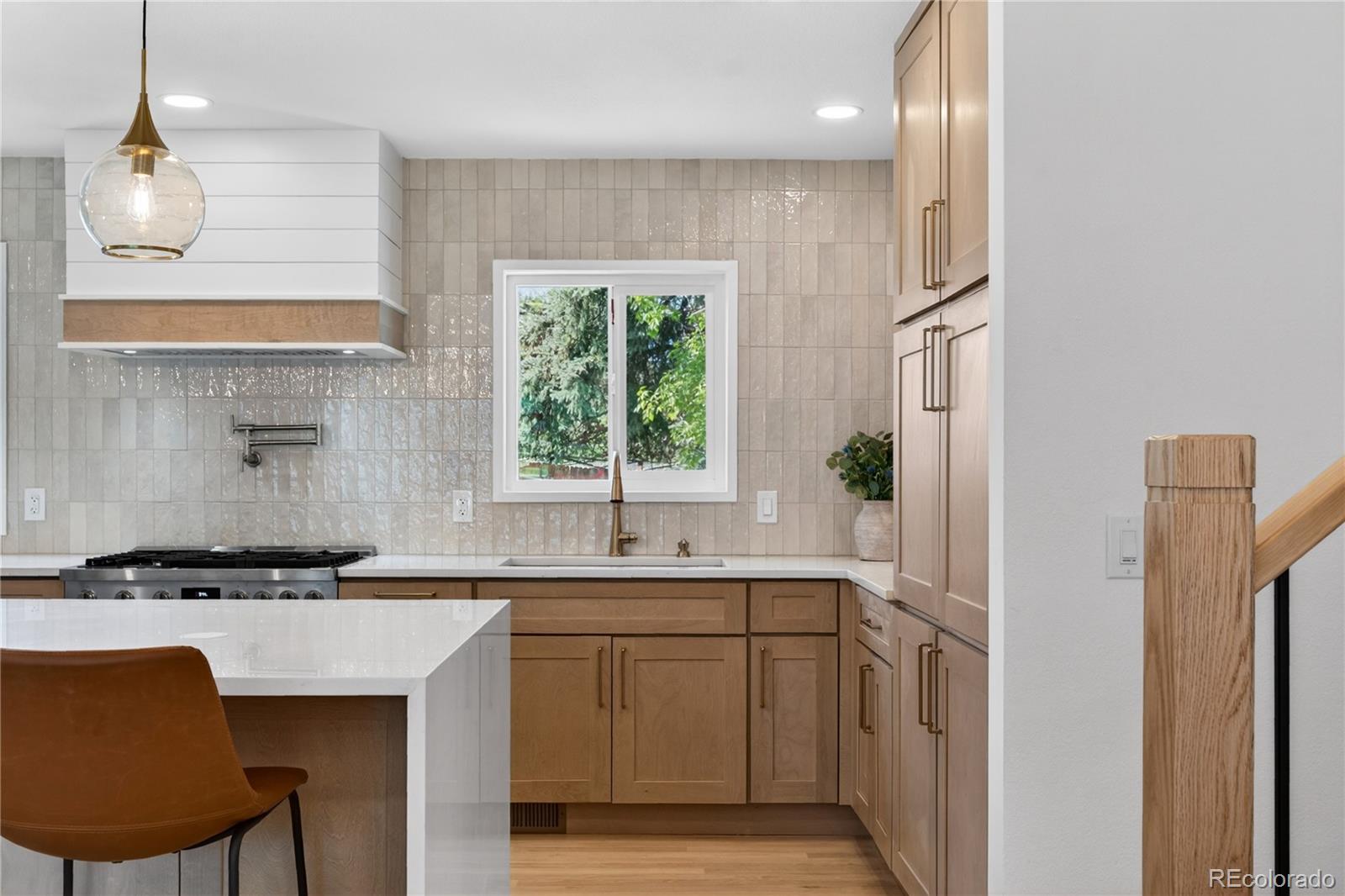 MLS Image #13 for 2595 s leyden street,denver, Colorado