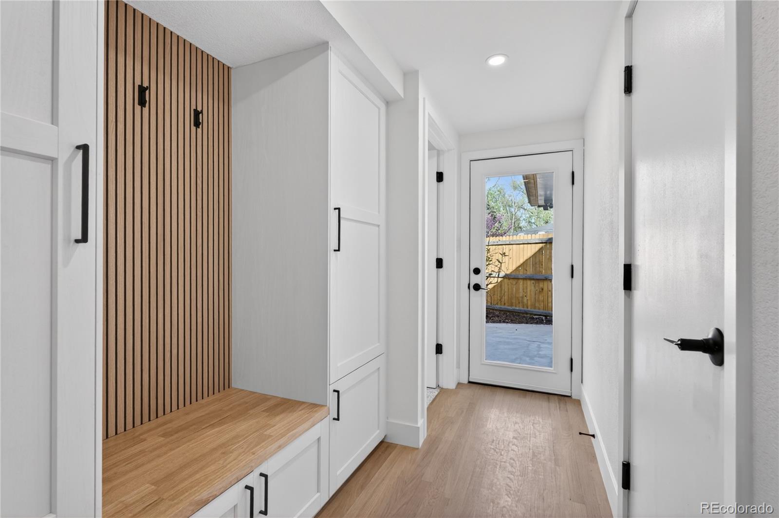 MLS Image #22 for 2595 s leyden street,denver, Colorado