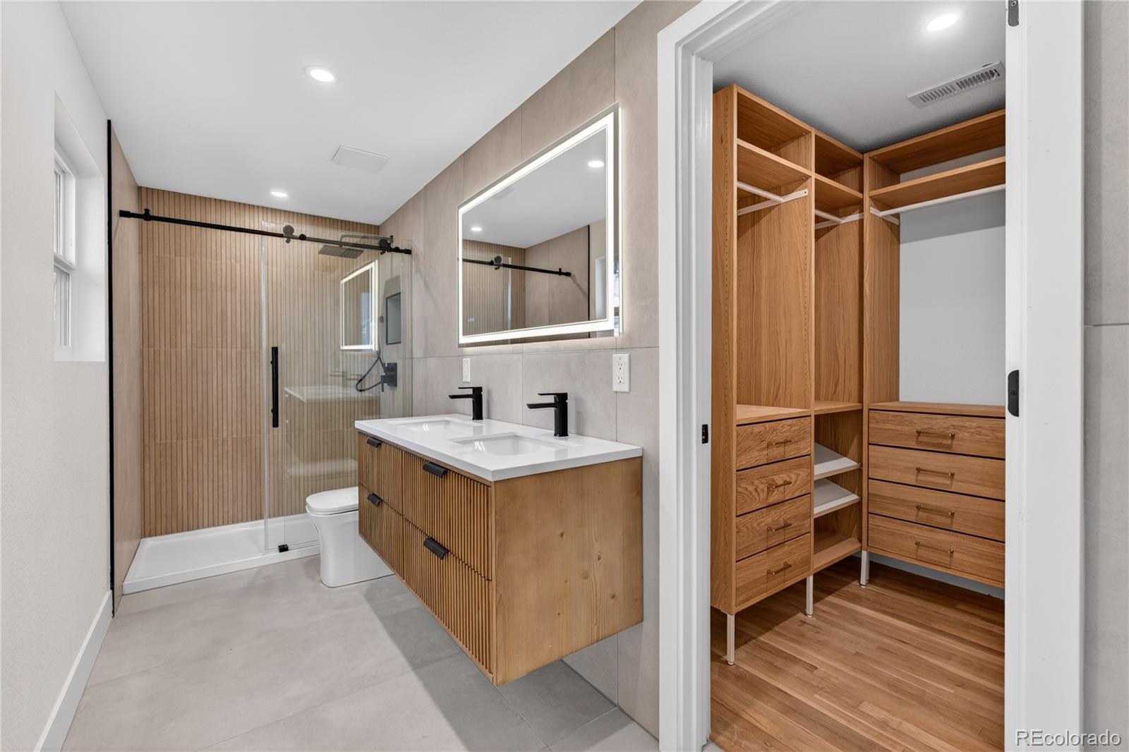 MLS Image #27 for 2595 s leyden street,denver, Colorado