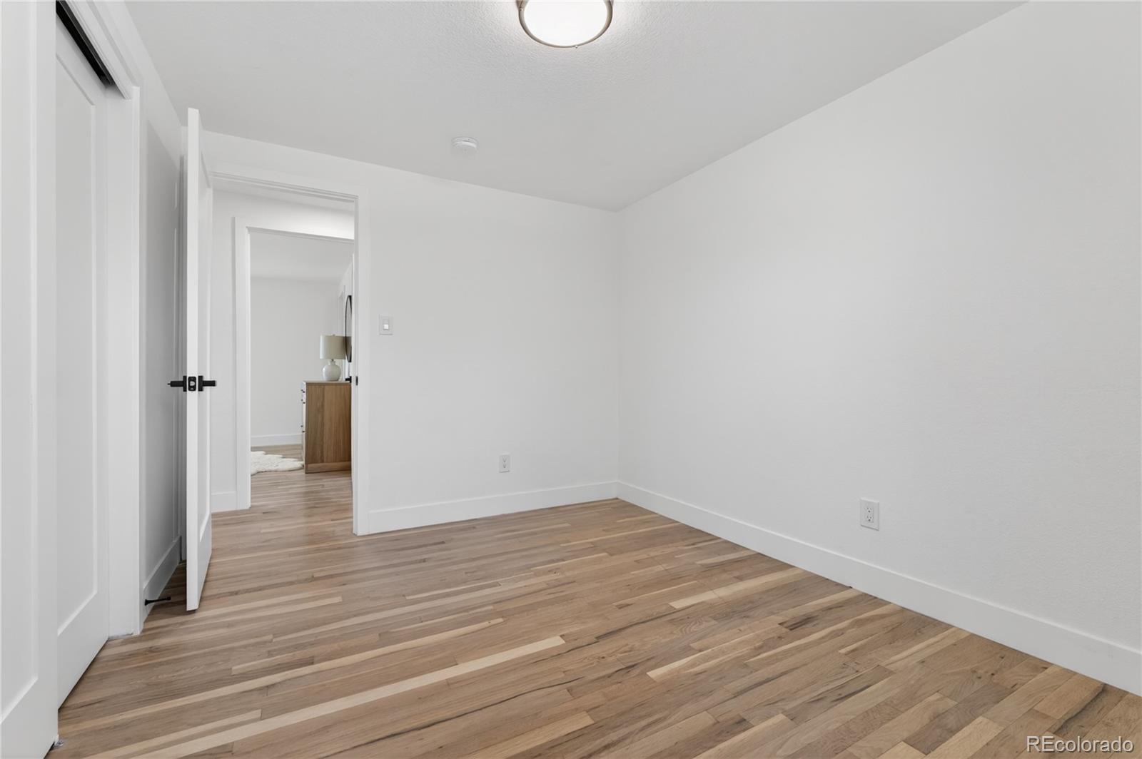 MLS Image #35 for 2595 s leyden street,denver, Colorado
