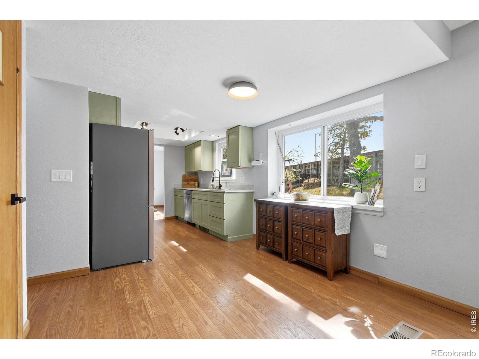 MLS Image #11 for 10448  dale circle,westminster, Colorado