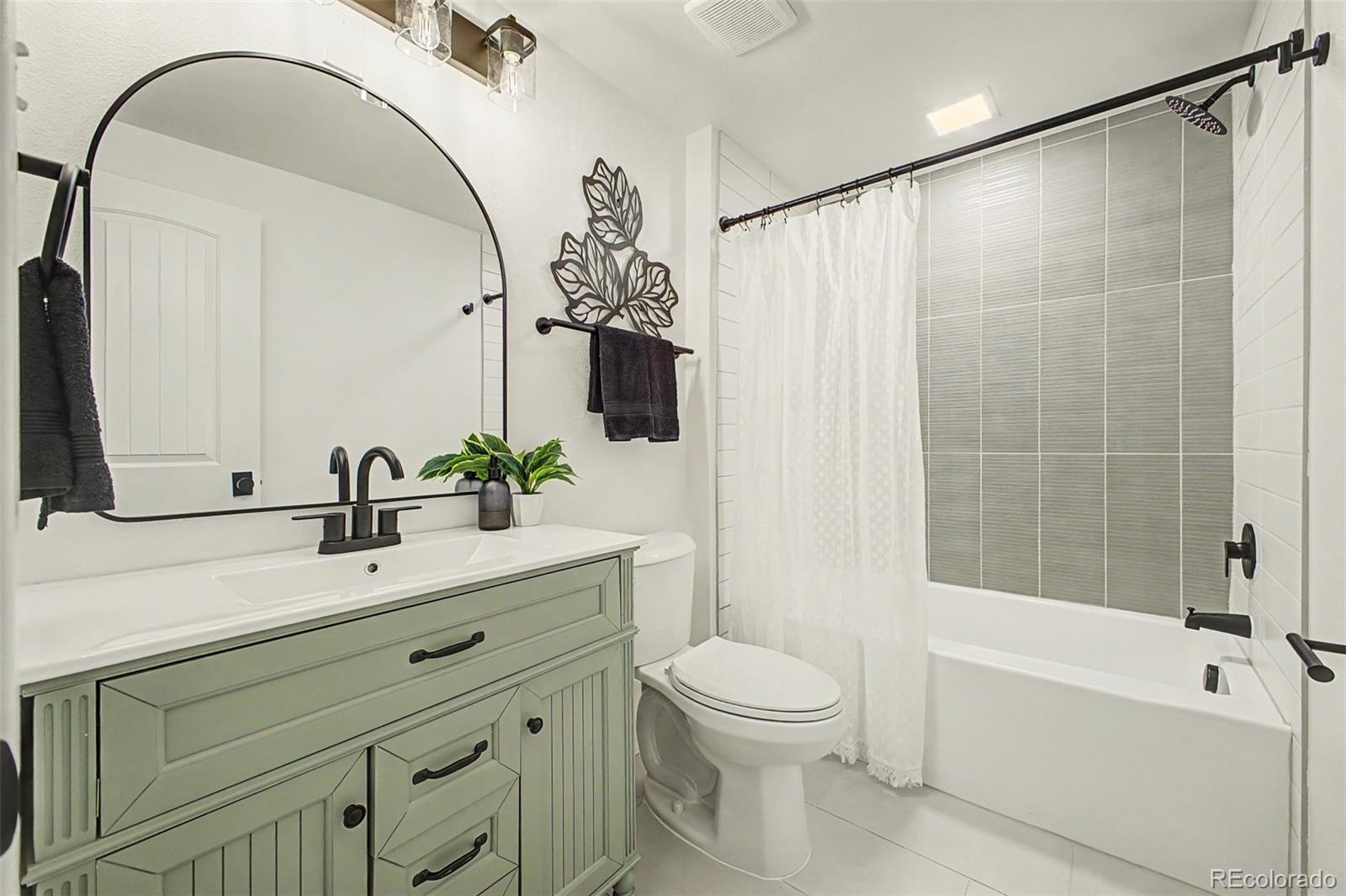 MLS Image #34 for 8423 e jamison circle,centennial, Colorado