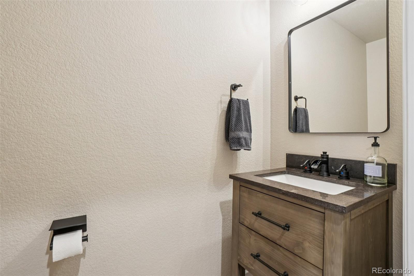 MLS Image #16 for 4868 s biloxi way,aurora, Colorado