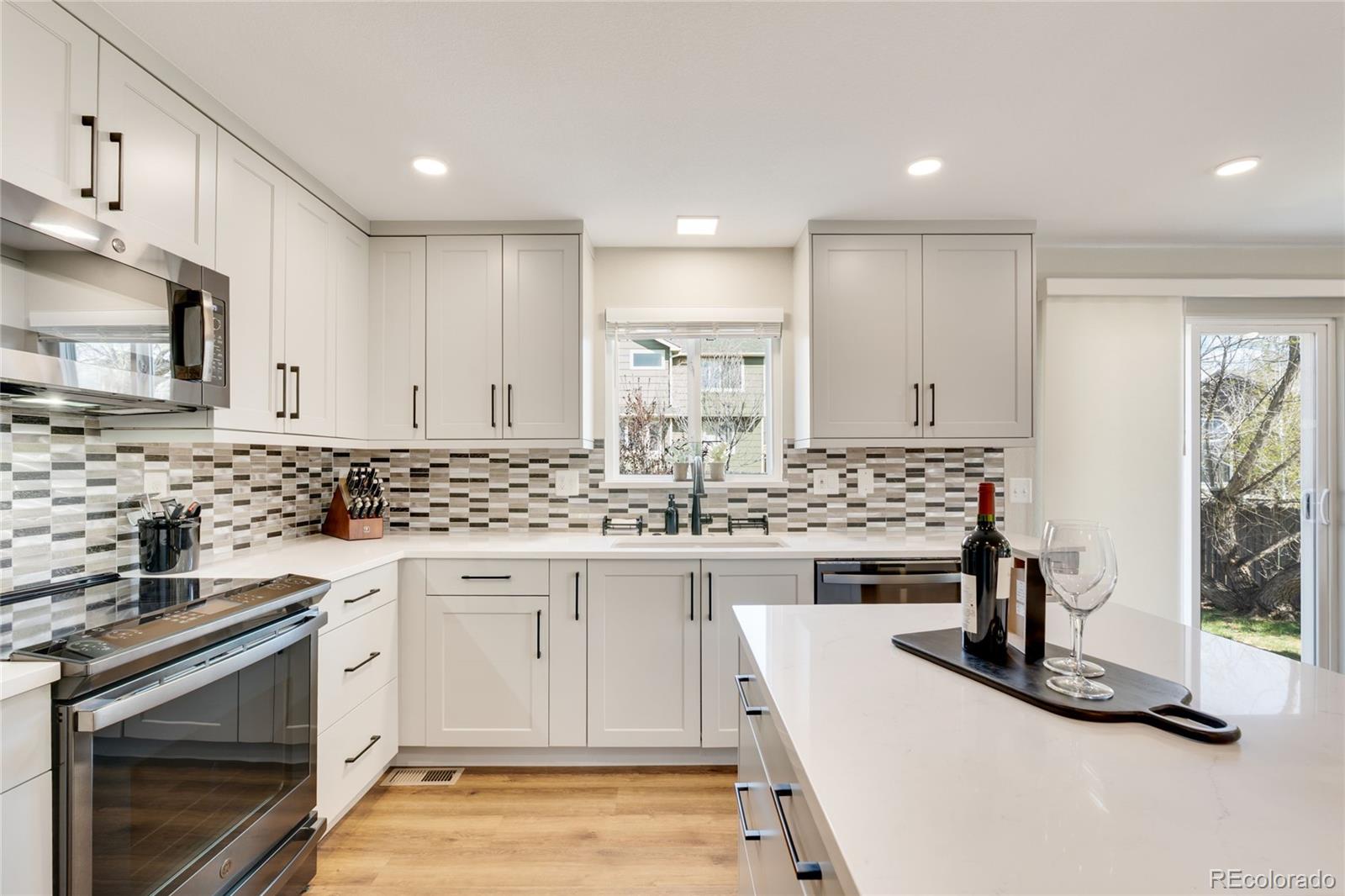 MLS Image #12 for 11016  blackwolf drive,parker, Colorado