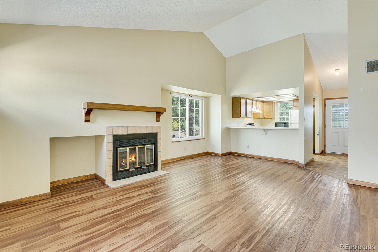 MLS Image #7 for 7230  devinney court f,arvada, Colorado
