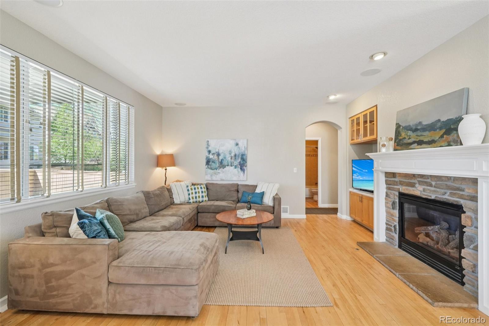 MLS Image #13 for 10705  cliffrose way,highlands ranch, Colorado