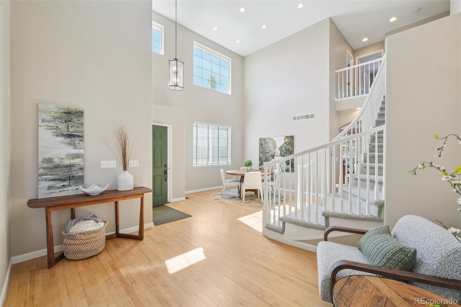 MLS Image #2 for 10705  cliffrose way,highlands ranch, Colorado