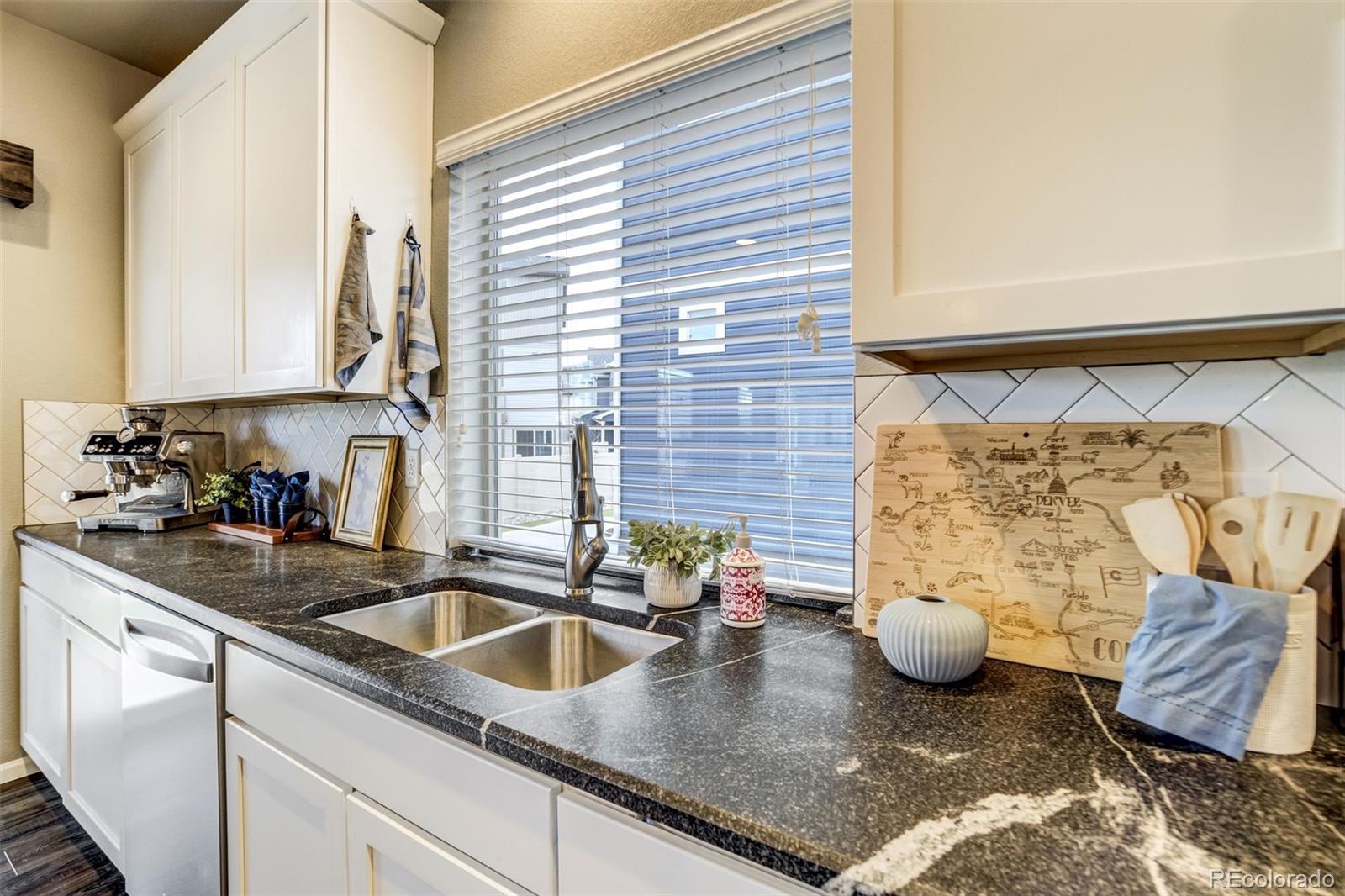 MLS Image #8 for 6784  backcountry loop,colorado springs, Colorado