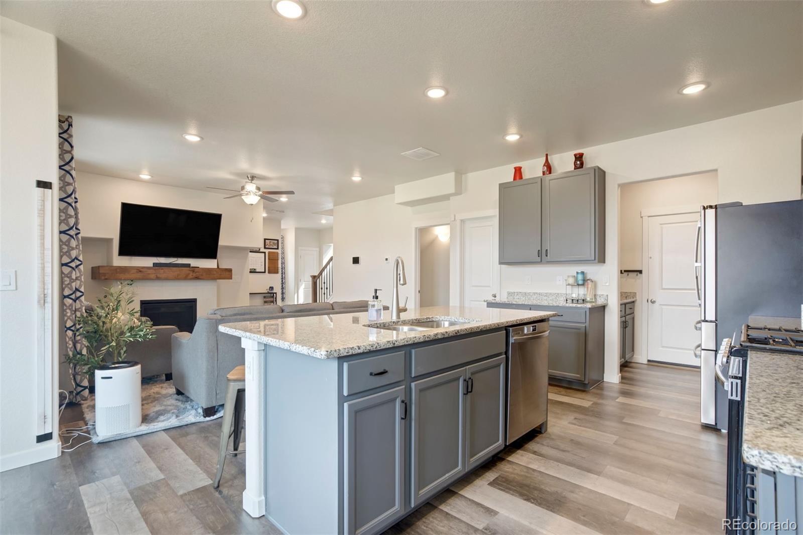 MLS Image #12 for 9074  peaceful valley road,colorado springs, Colorado