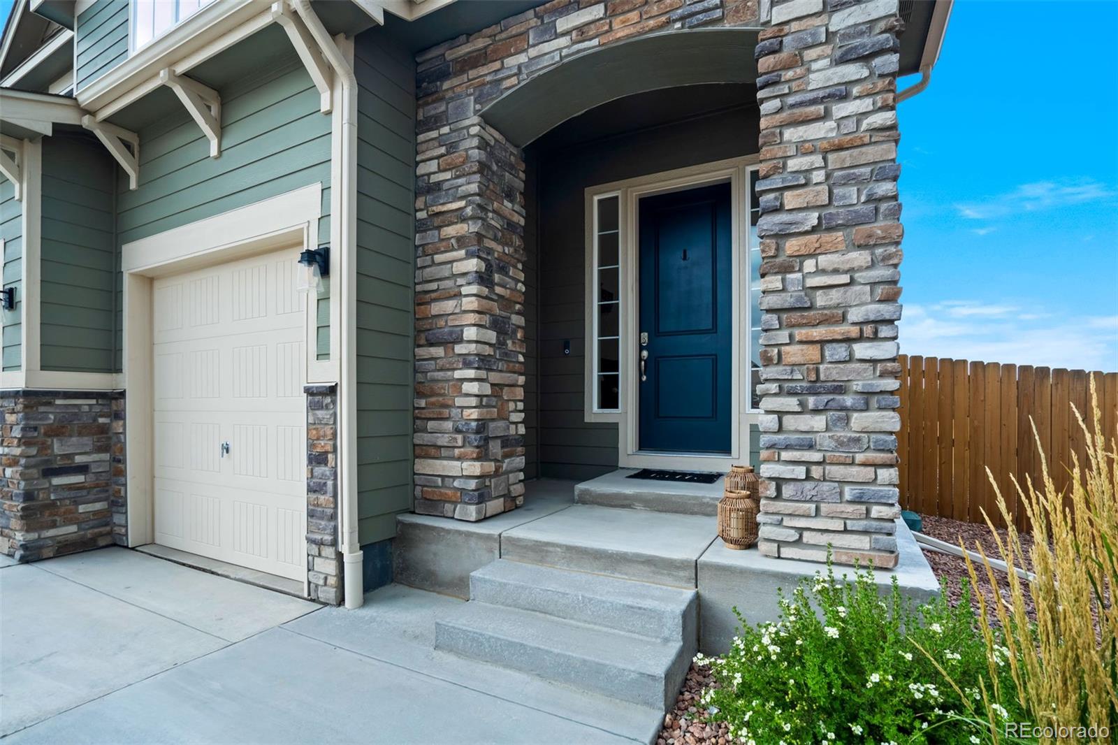 MLS Image #3 for 9074  peaceful valley road,colorado springs, Colorado