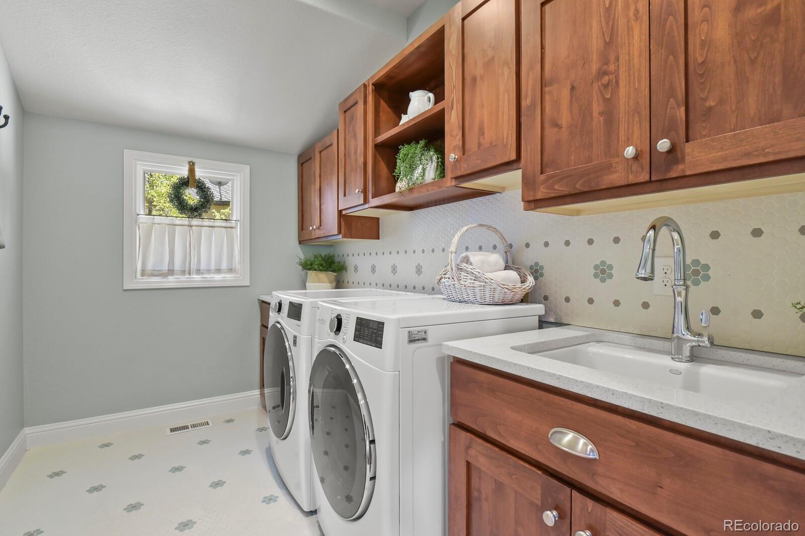MLS Image #16 for 68  deerwood drive,littleton, Colorado