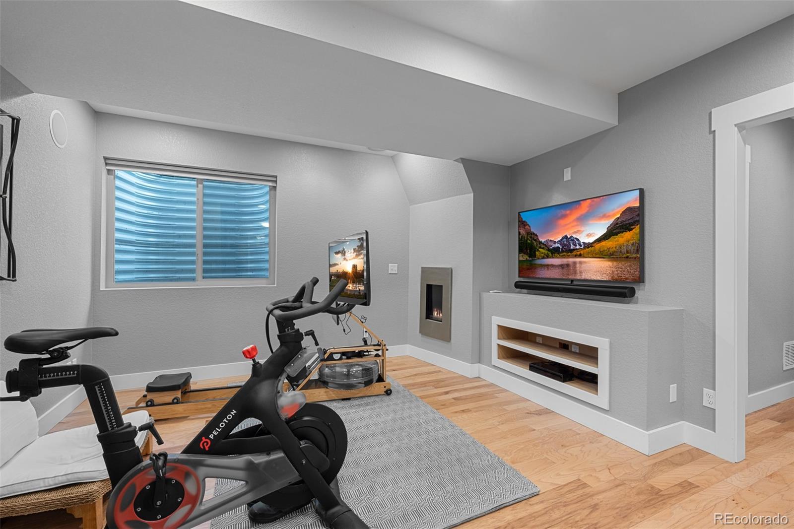 MLS Image #38 for 8323 e 29th place,denver, Colorado