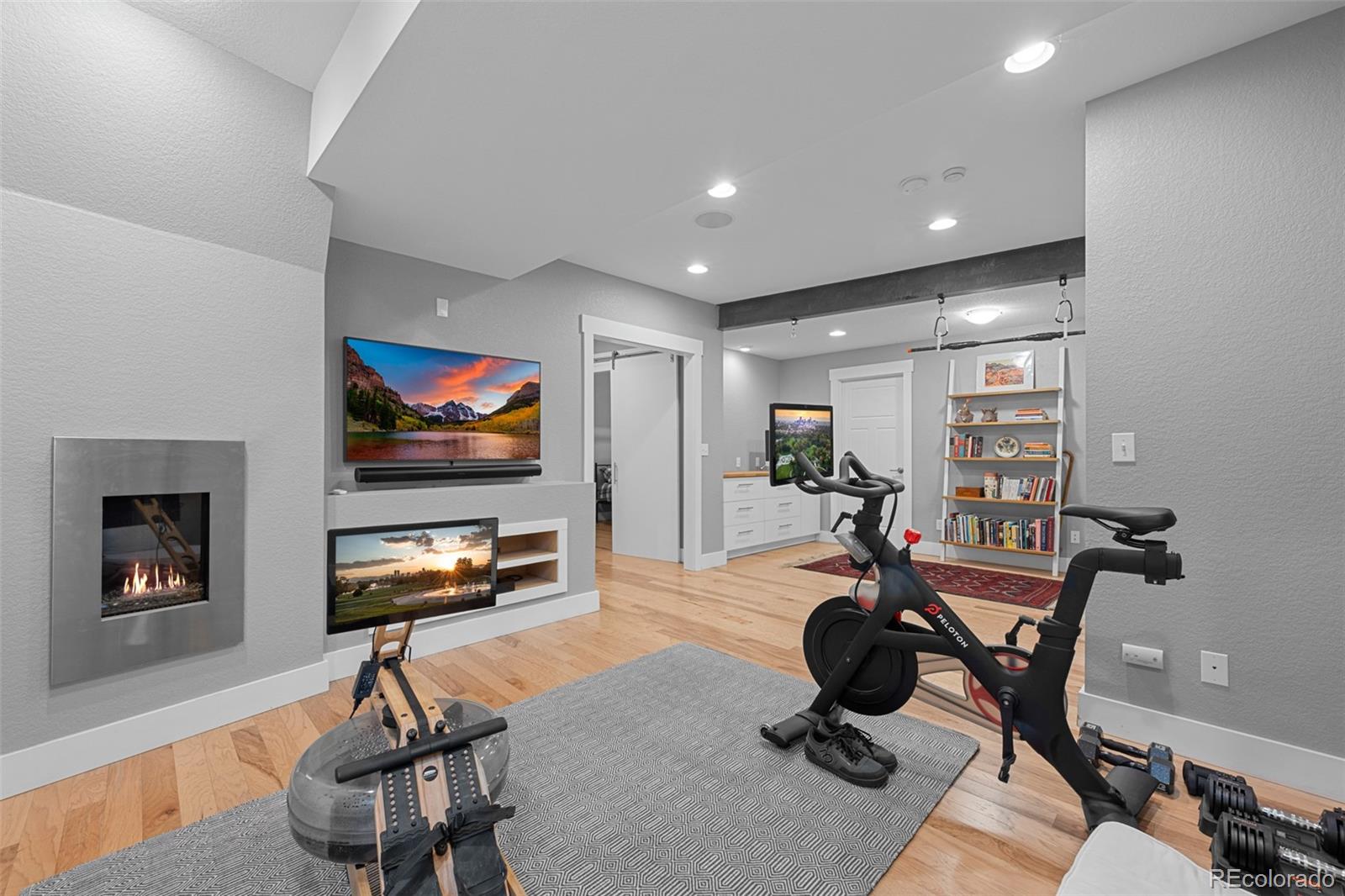 MLS Image #39 for 8323 e 29th place,denver, Colorado