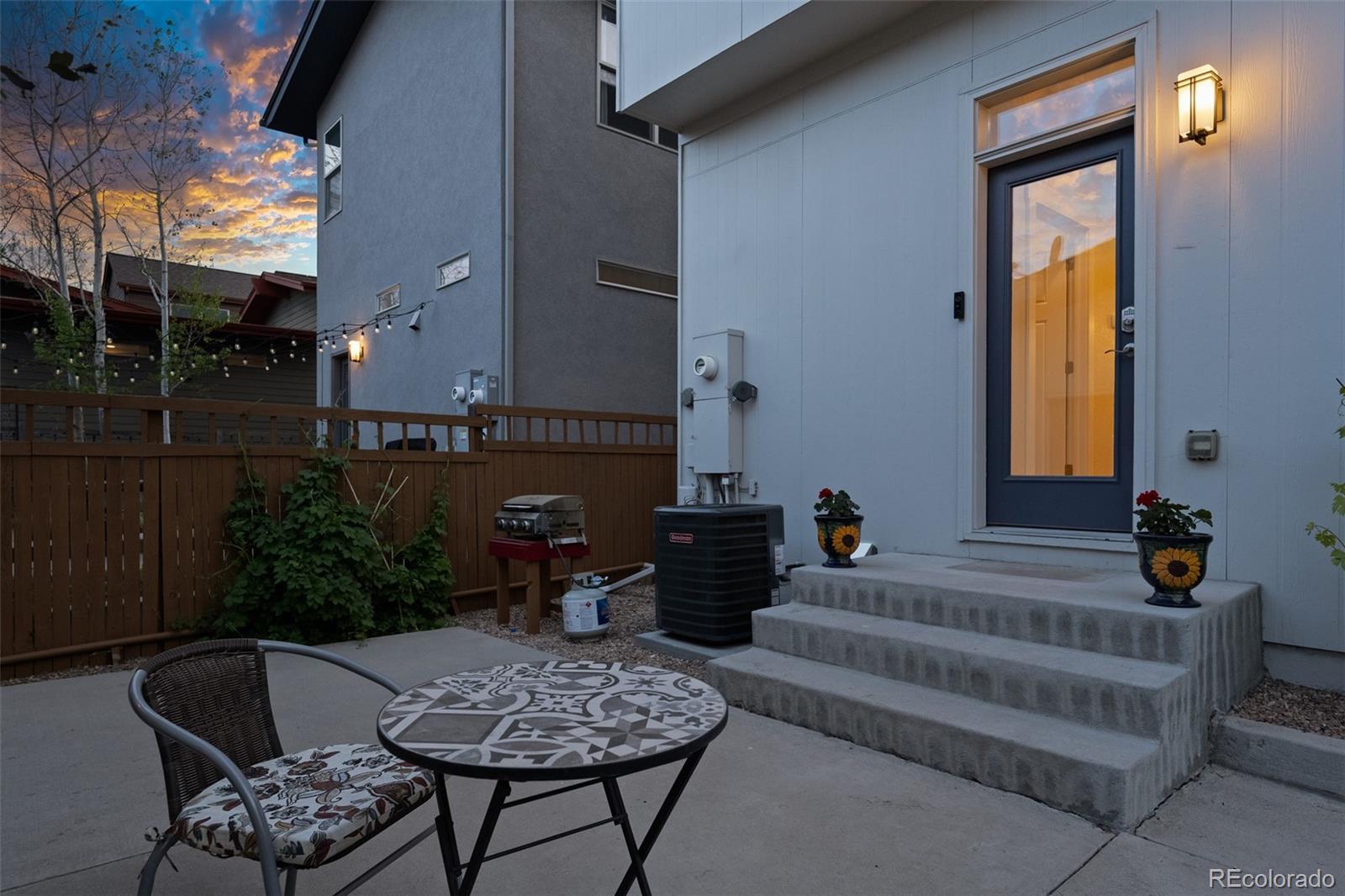 MLS Image #46 for 8323 e 29th place,denver, Colorado