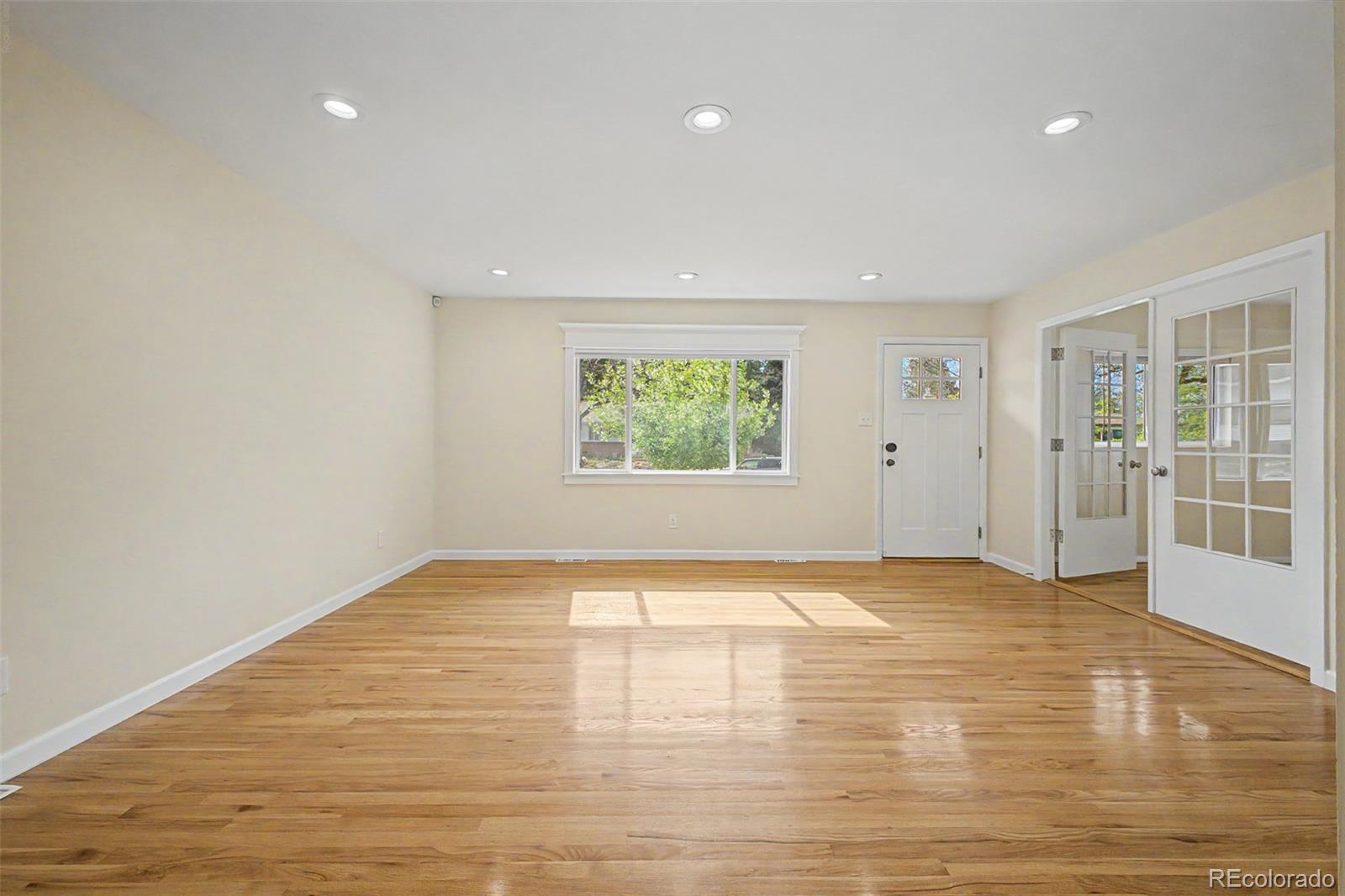 MLS Image #2 for 8413 e kenyon drive,denver, Colorado