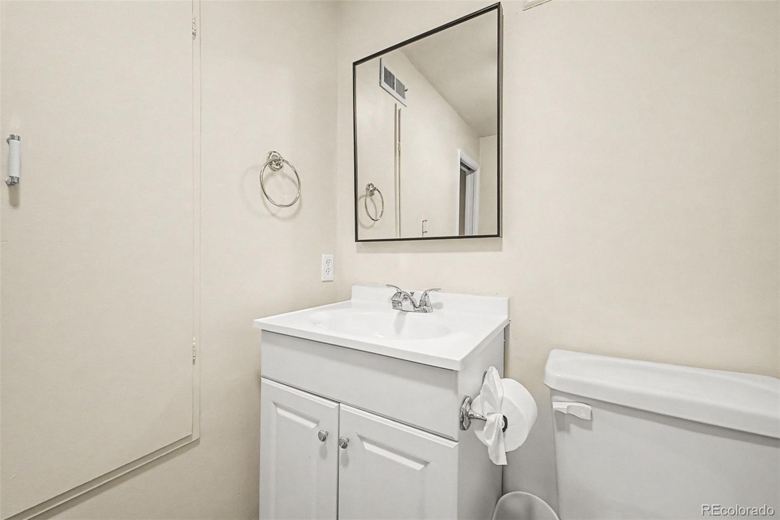 MLS Image #24 for 8413 e kenyon drive,denver, Colorado