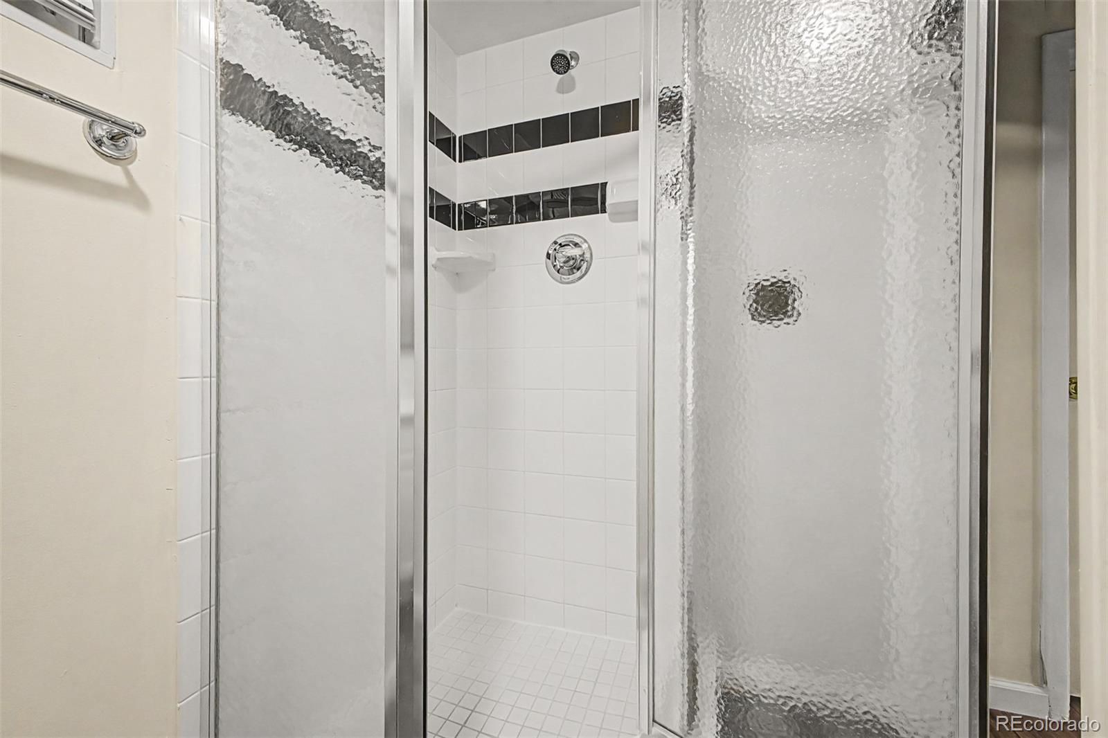 MLS Image #25 for 8413 e kenyon drive,denver, Colorado