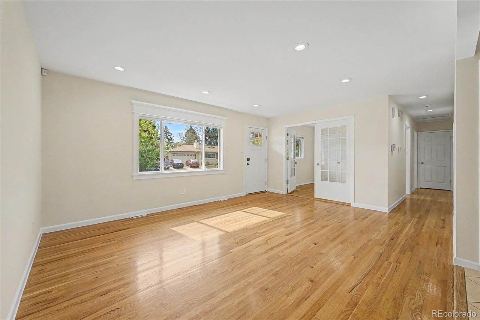 MLS Image #3 for 8413 e kenyon drive,denver, Colorado