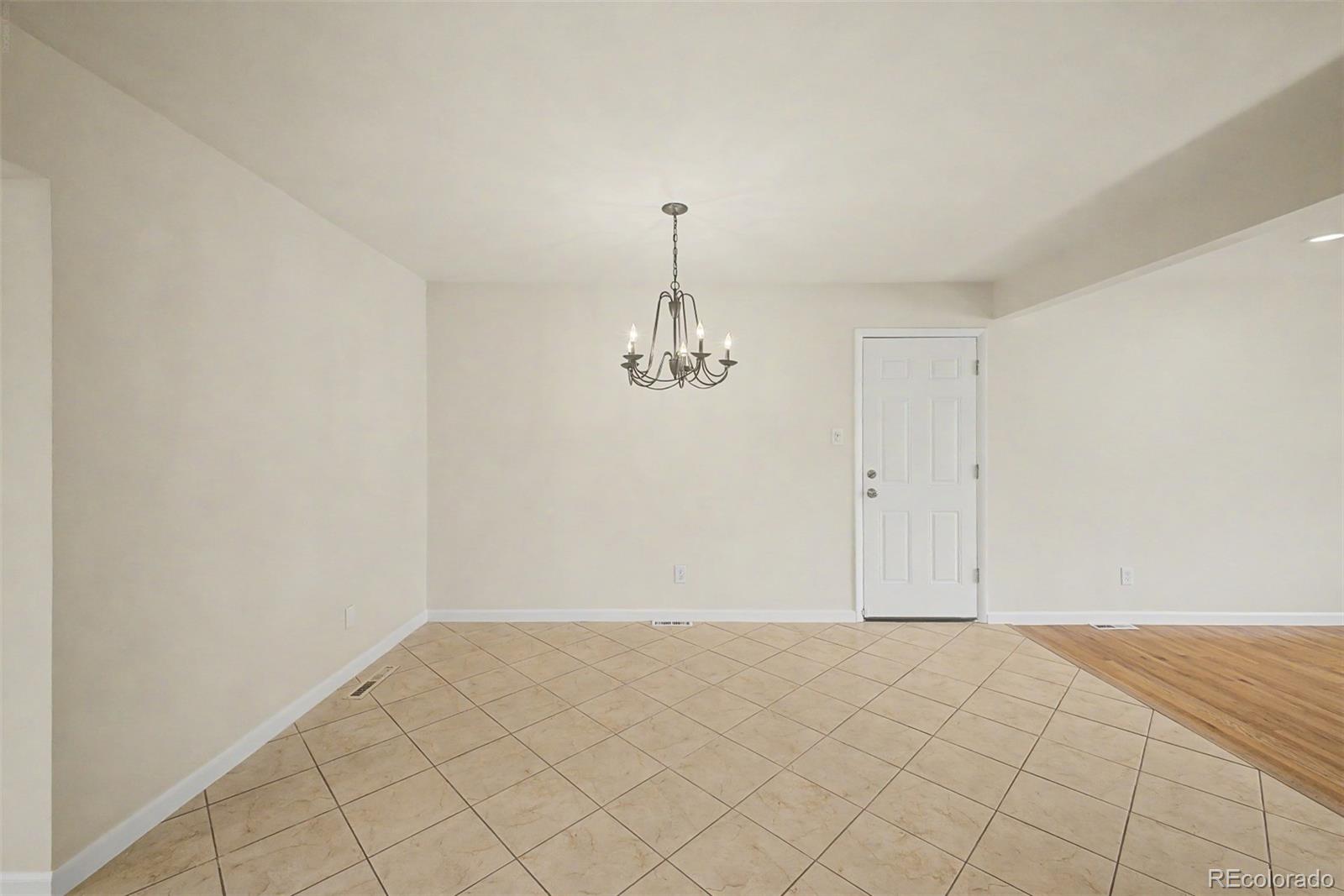 MLS Image #7 for 8413 e kenyon drive,denver, Colorado