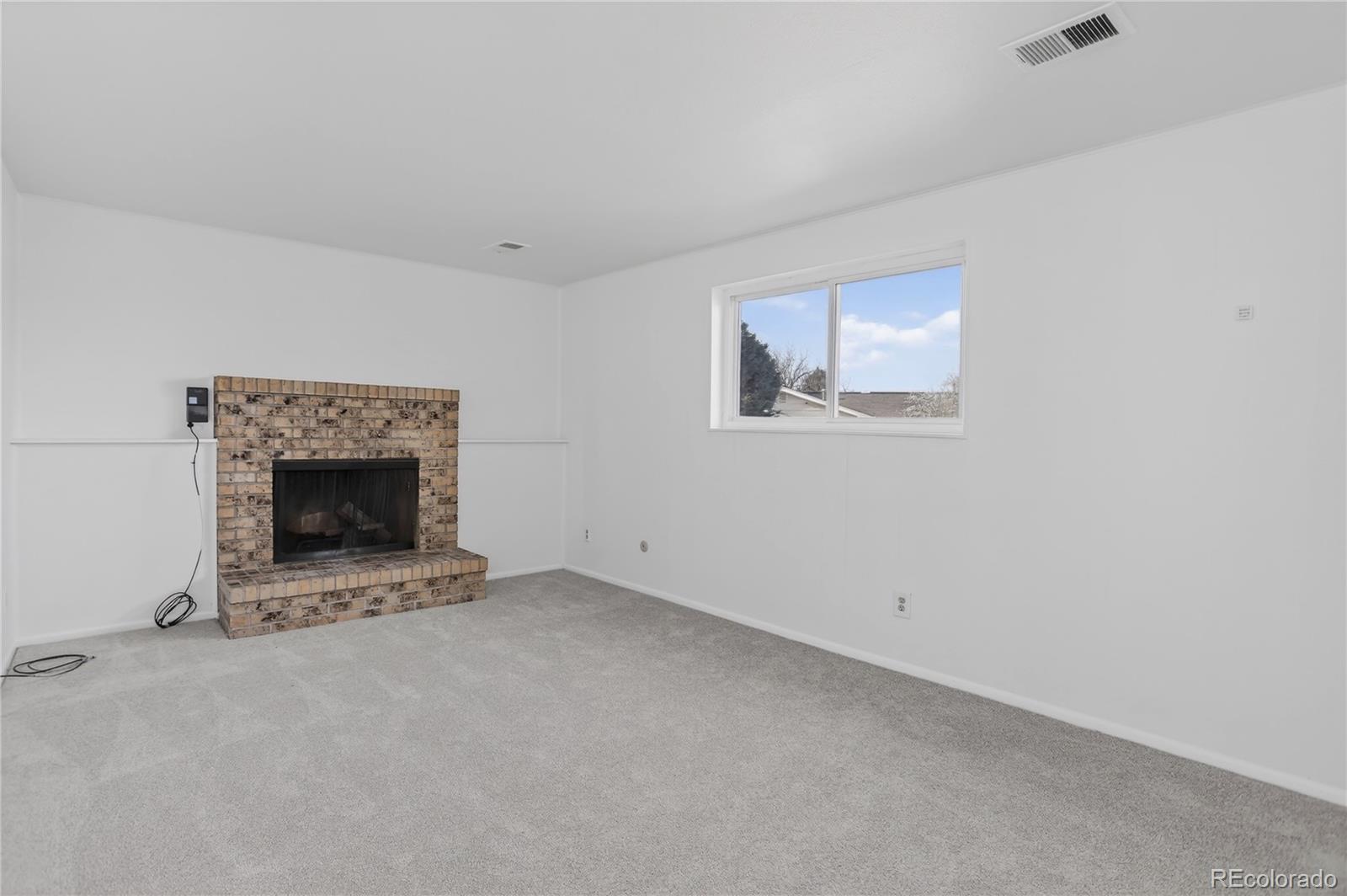 MLS Image #16 for 4560 e lake circle,centennial, Colorado