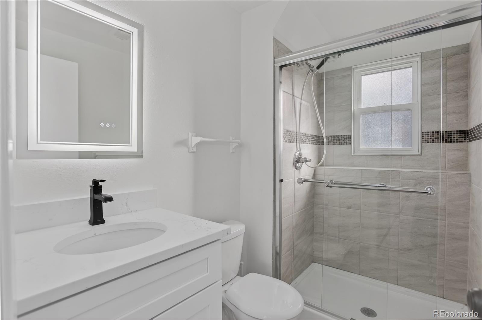 MLS Image #21 for 4560 e lake circle,centennial, Colorado