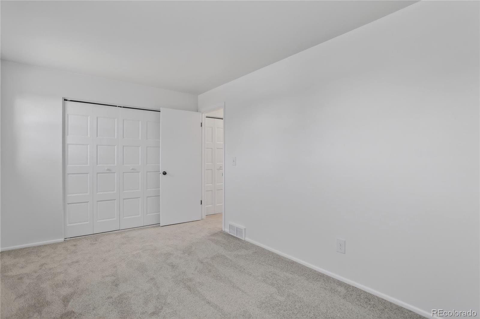 MLS Image #30 for 4560 e lake circle,centennial, Colorado