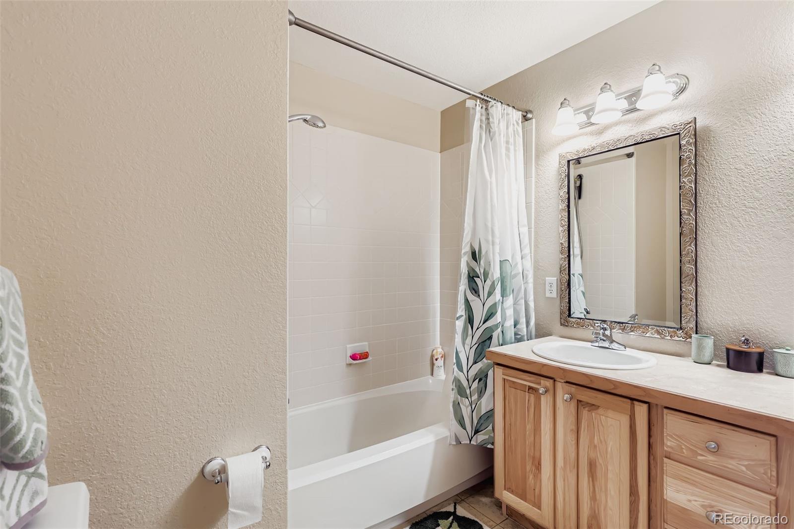 MLS Image #26 for 1009  syracuse court,denver, Colorado