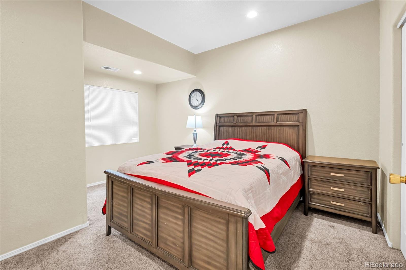 MLS Image #17 for 19531 e 40th place,denver, Colorado