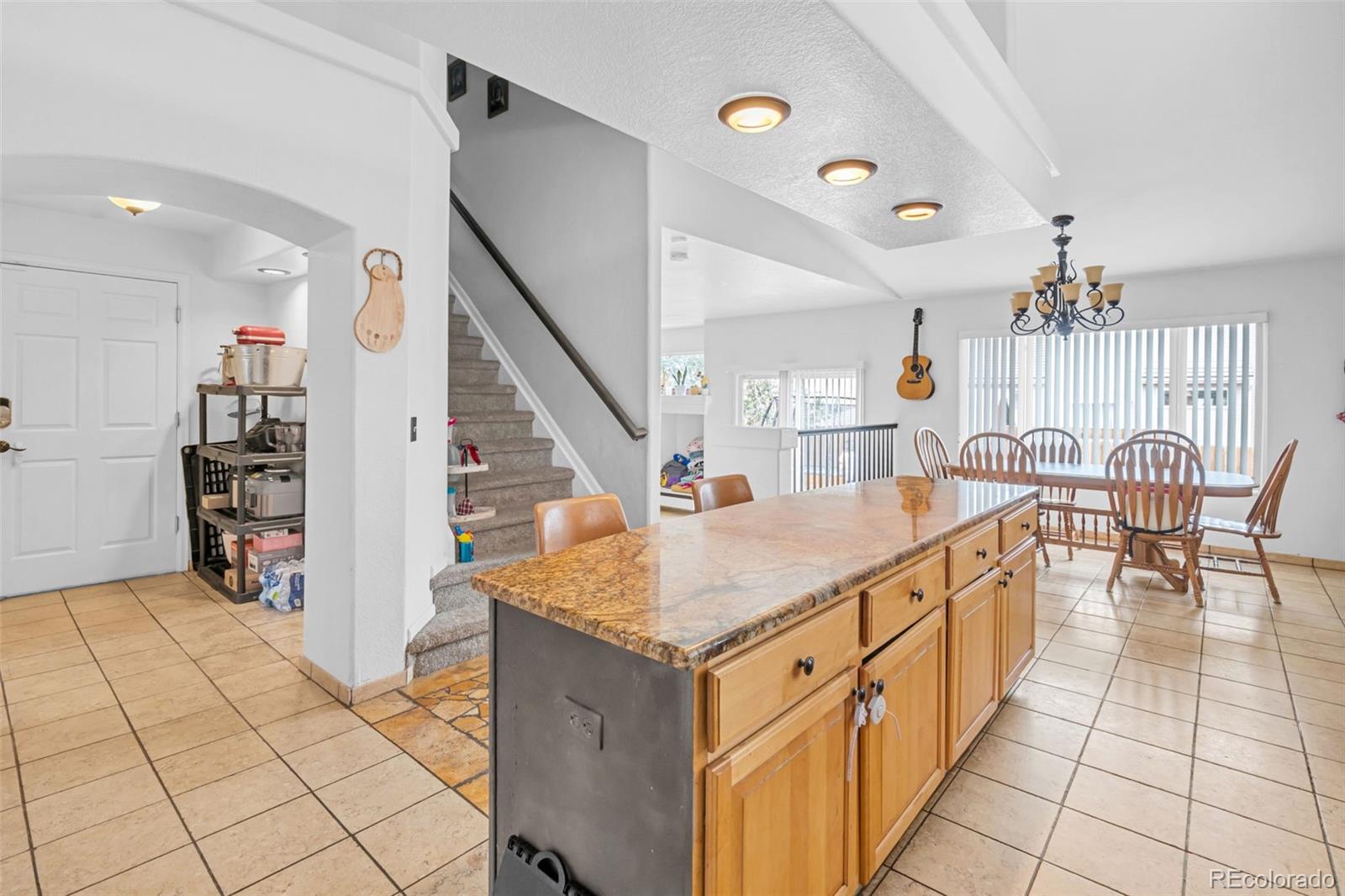 MLS Image #5 for 19531 e 40th place,denver, Colorado