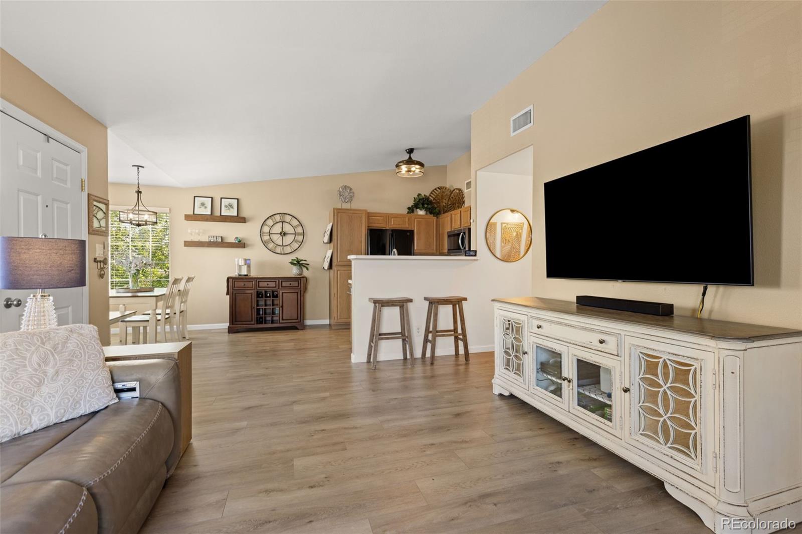 MLS Image #5 for 8334  pebble creek way 201,highlands ranch, Colorado