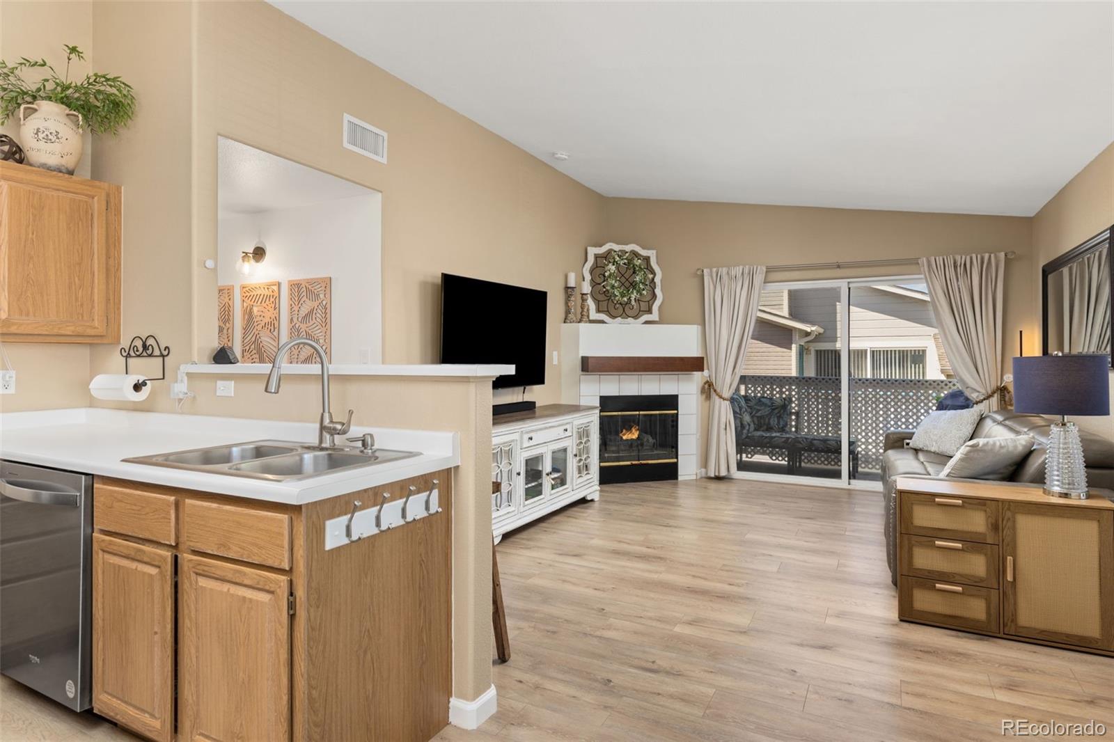 MLS Image #9 for 8334  pebble creek way 201,highlands ranch, Colorado