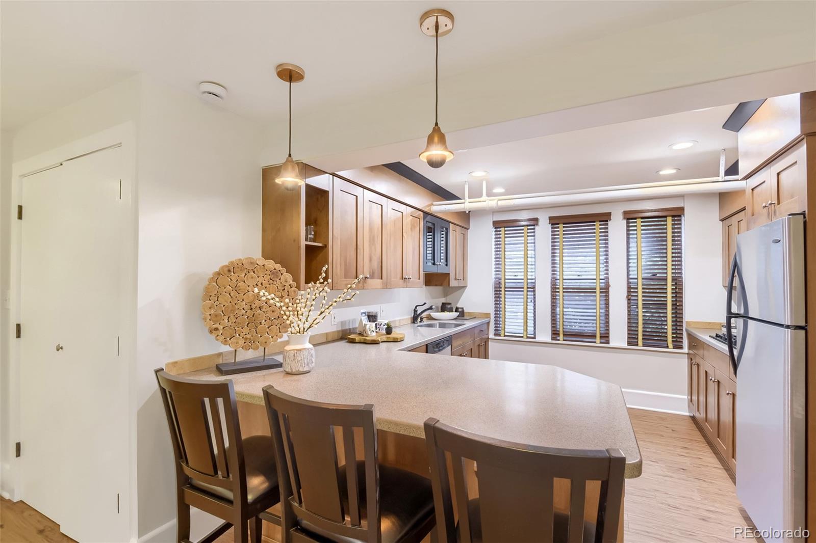 MLS Image #10 for 405 s corona street,denver, Colorado