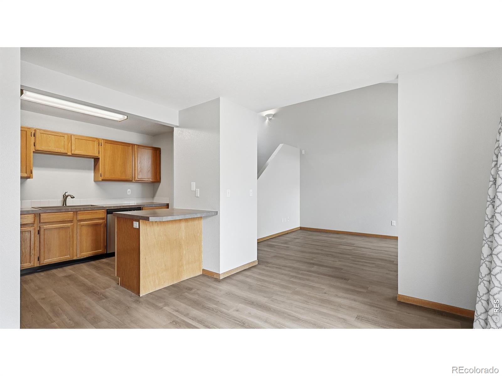 MLS Image #7 for 705  apple court,windsor, Colorado