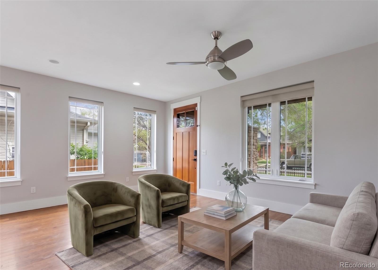 MLS Image #3 for 965 s clarkson street,denver, Colorado