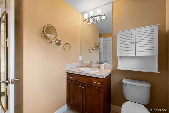 MLS Image #38 for 965 s clarkson street,denver, Colorado
