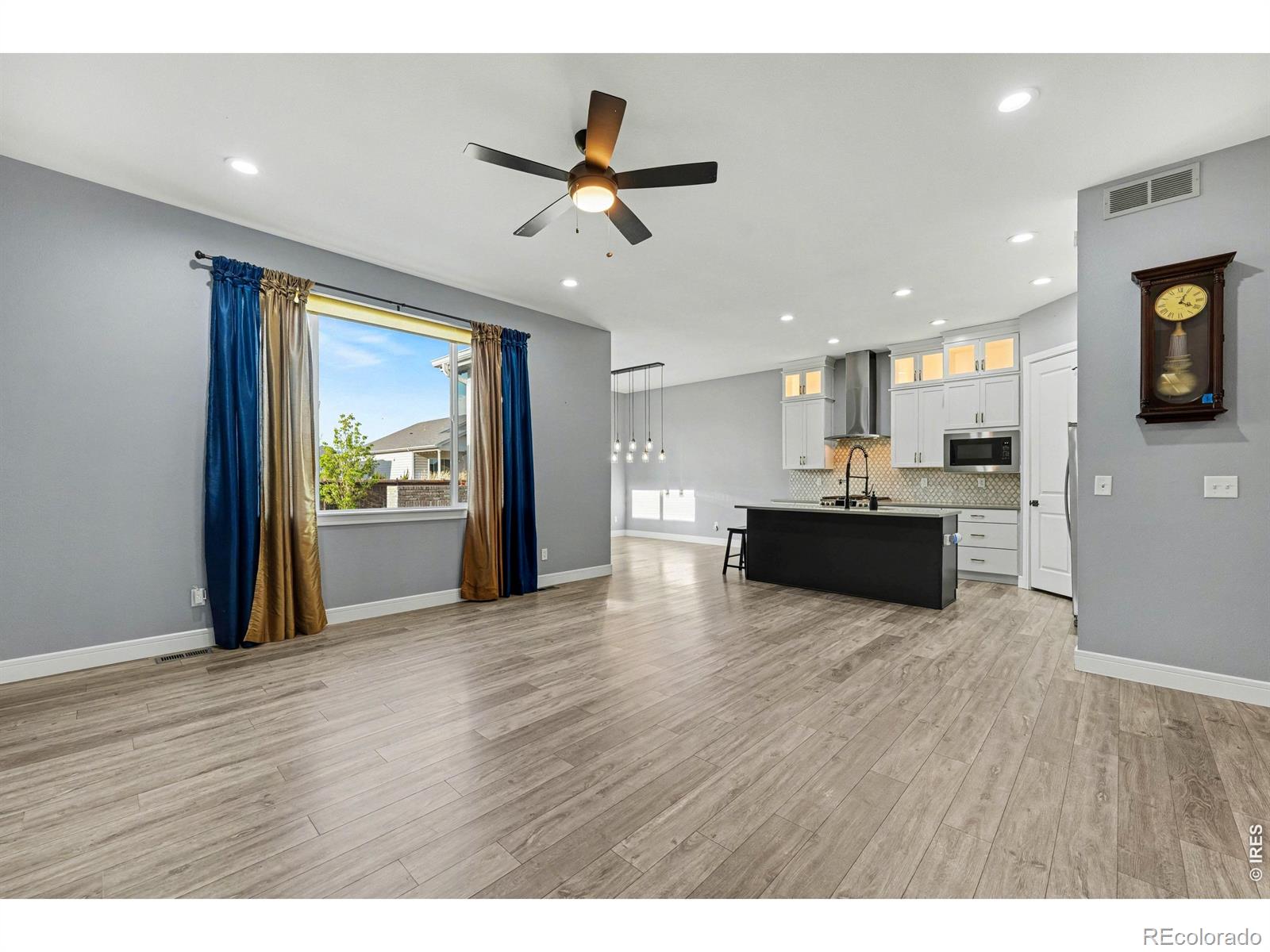 MLS Image #10 for 250  sutherland drive,windsor, Colorado