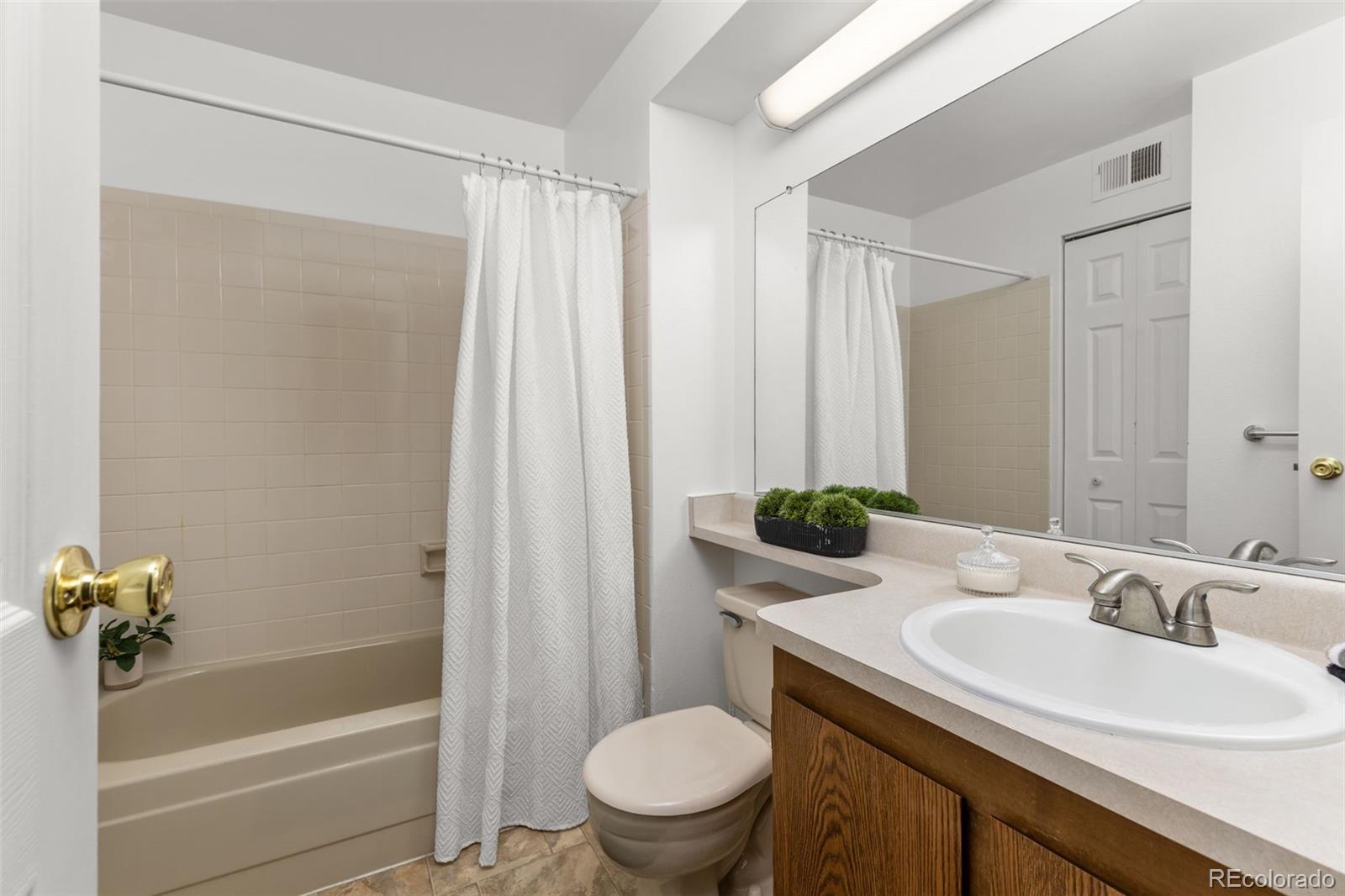 MLS Image #17 for 18302 e kepner place 203,aurora, Colorado