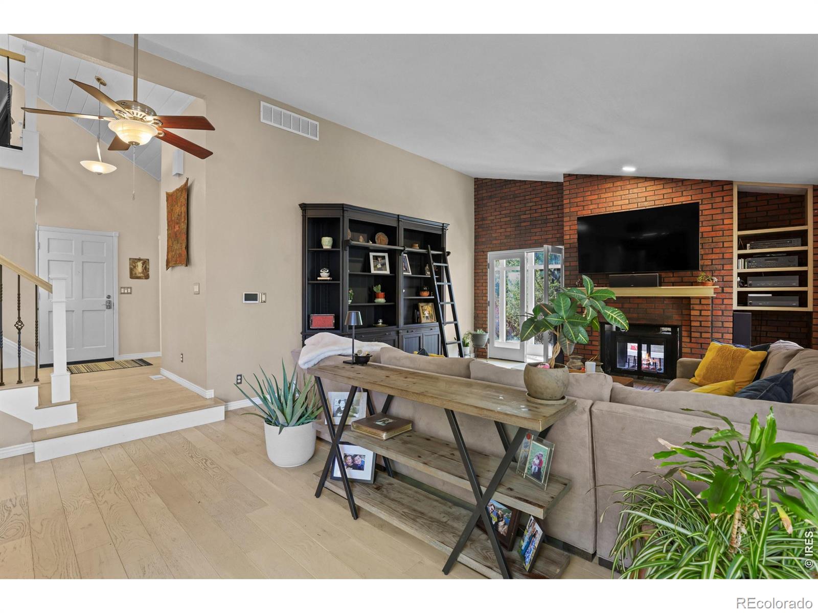 MLS Image #4 for 5433  la plata circle,boulder, Colorado