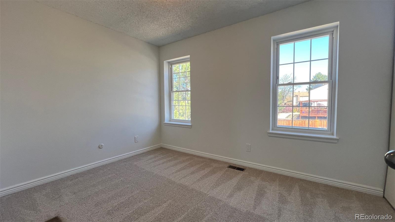 MLS Image #20 for 1065 s lewiston way,aurora, Colorado