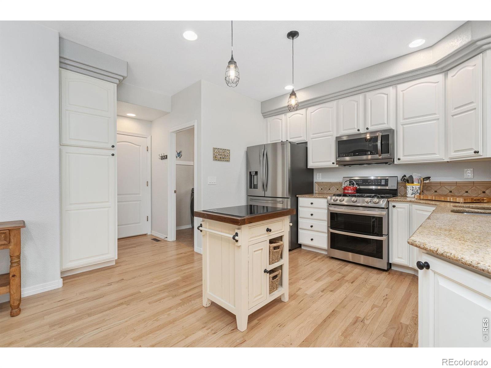 MLS Image #11 for 5903  twin wash square,fort collins, Colorado