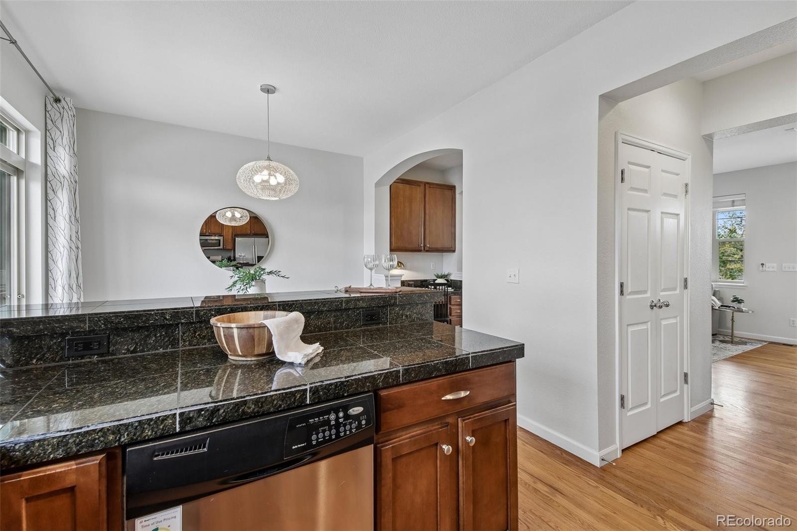 MLS Image #16 for 780  quebec street,denver, Colorado