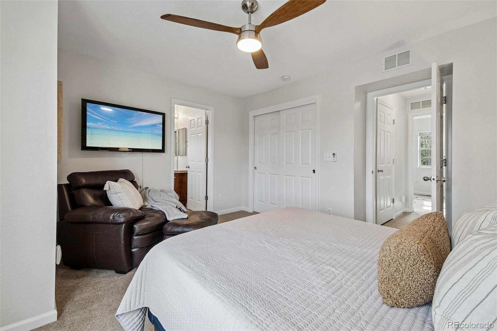 MLS Image #21 for 780  quebec street,denver, Colorado