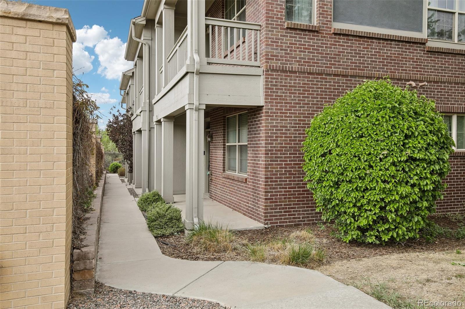 MLS Image #3 for 780  quebec street,denver, Colorado