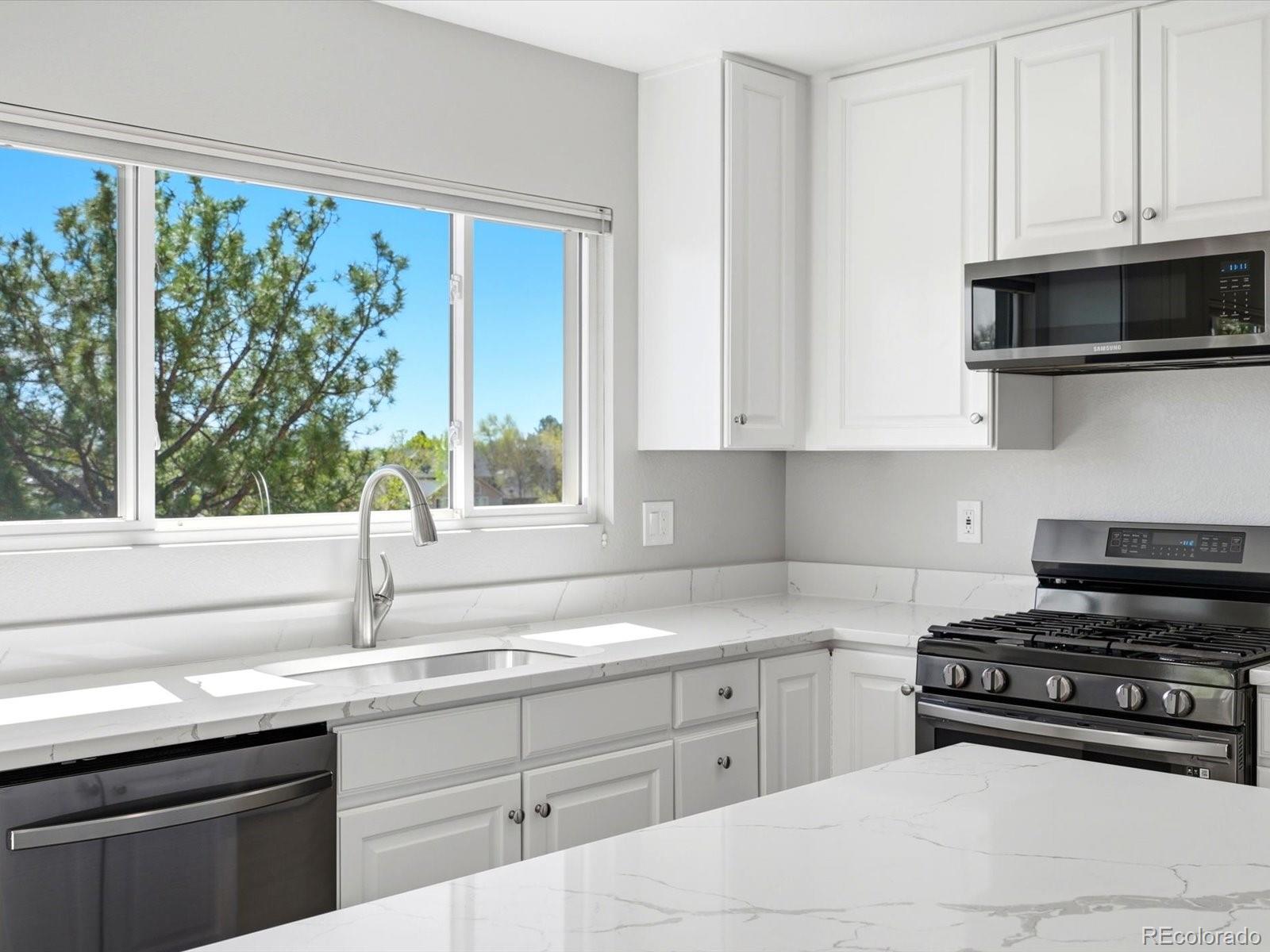 MLS Image #22 for 1630  peregrine court,broomfield, Colorado