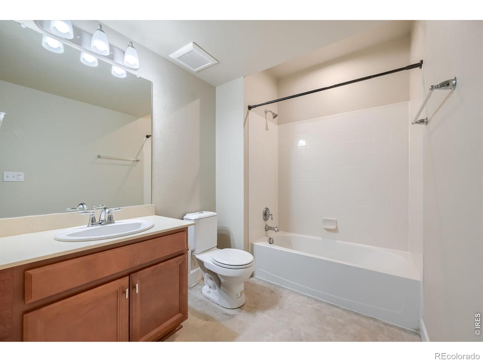 MLS Image #18 for 190  sugar beet circle,longmont, Colorado