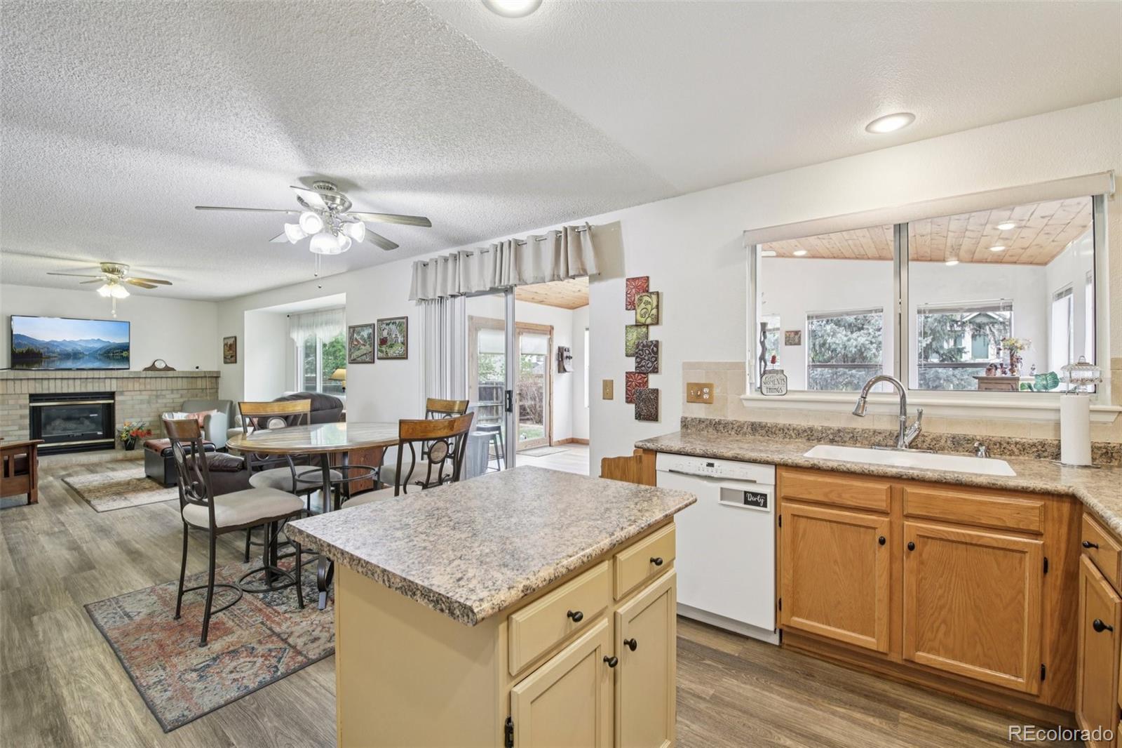 MLS Image #8 for 929 e 132nd drive,thornton, Colorado