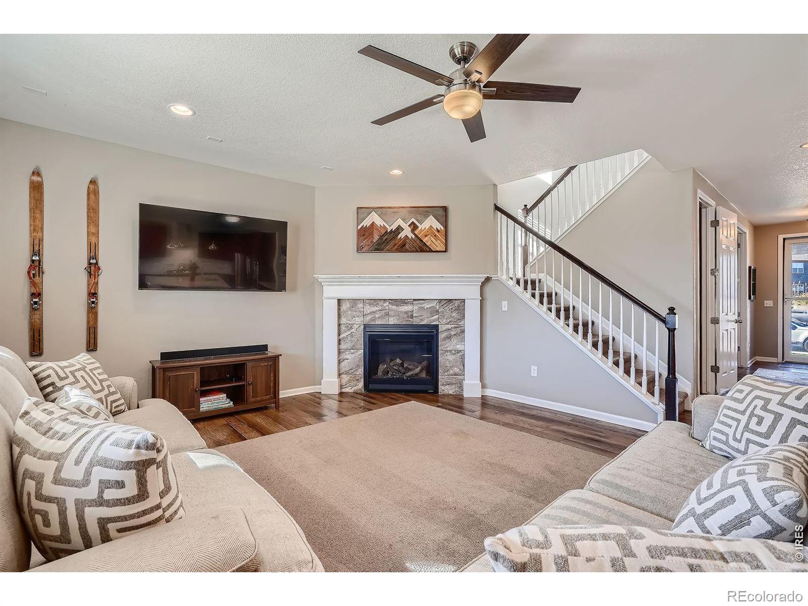 MLS Image #3 for 1722  pioneer circle,lafayette, Colorado