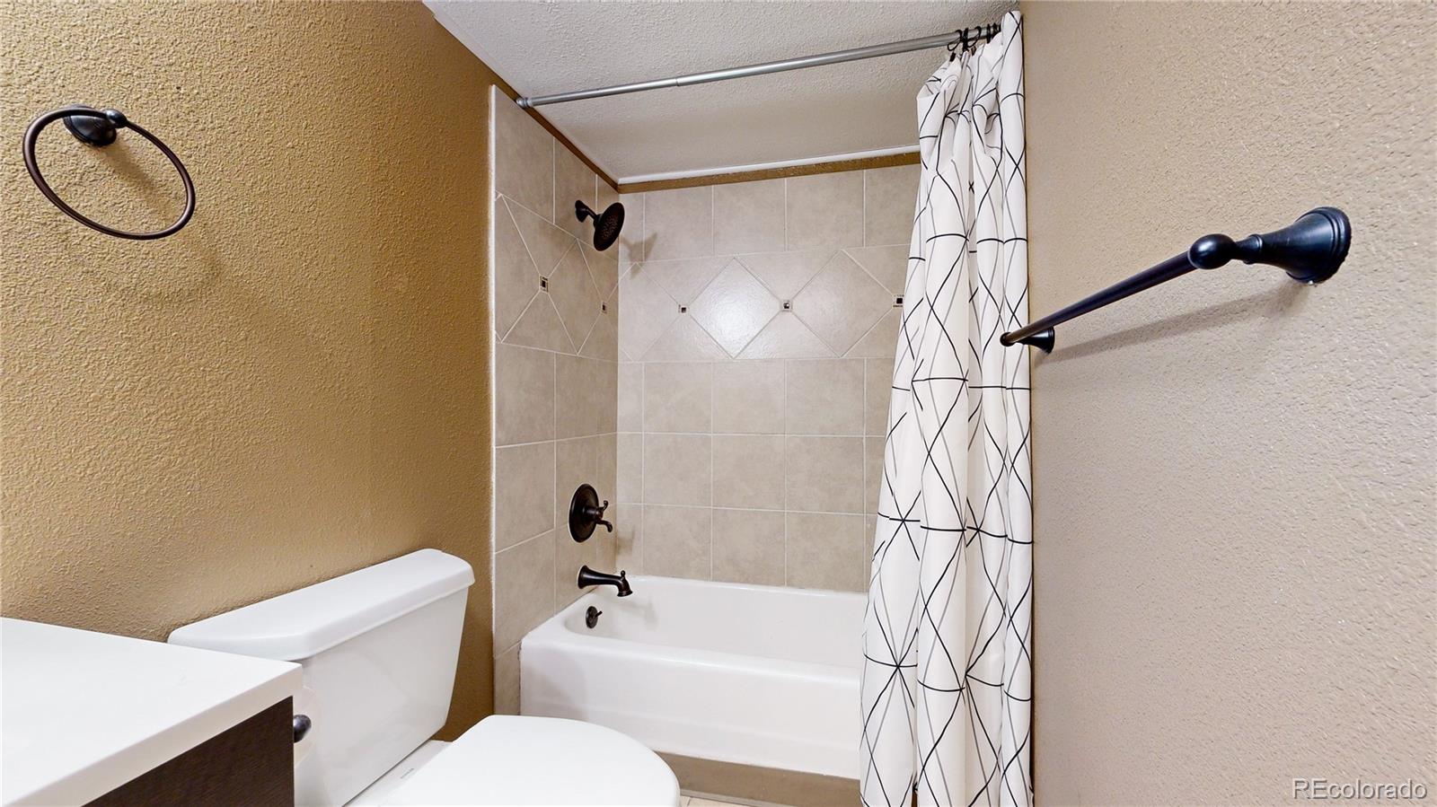 MLS Image #28 for 1637  filbert court,denver, Colorado