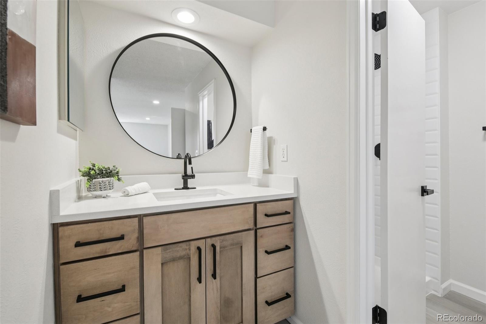MLS Image #18 for 7901 s corona way,littleton, Colorado